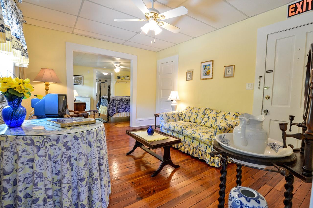 Farnsworth House Bed And Breakfast Mount Dora Luaran gambar